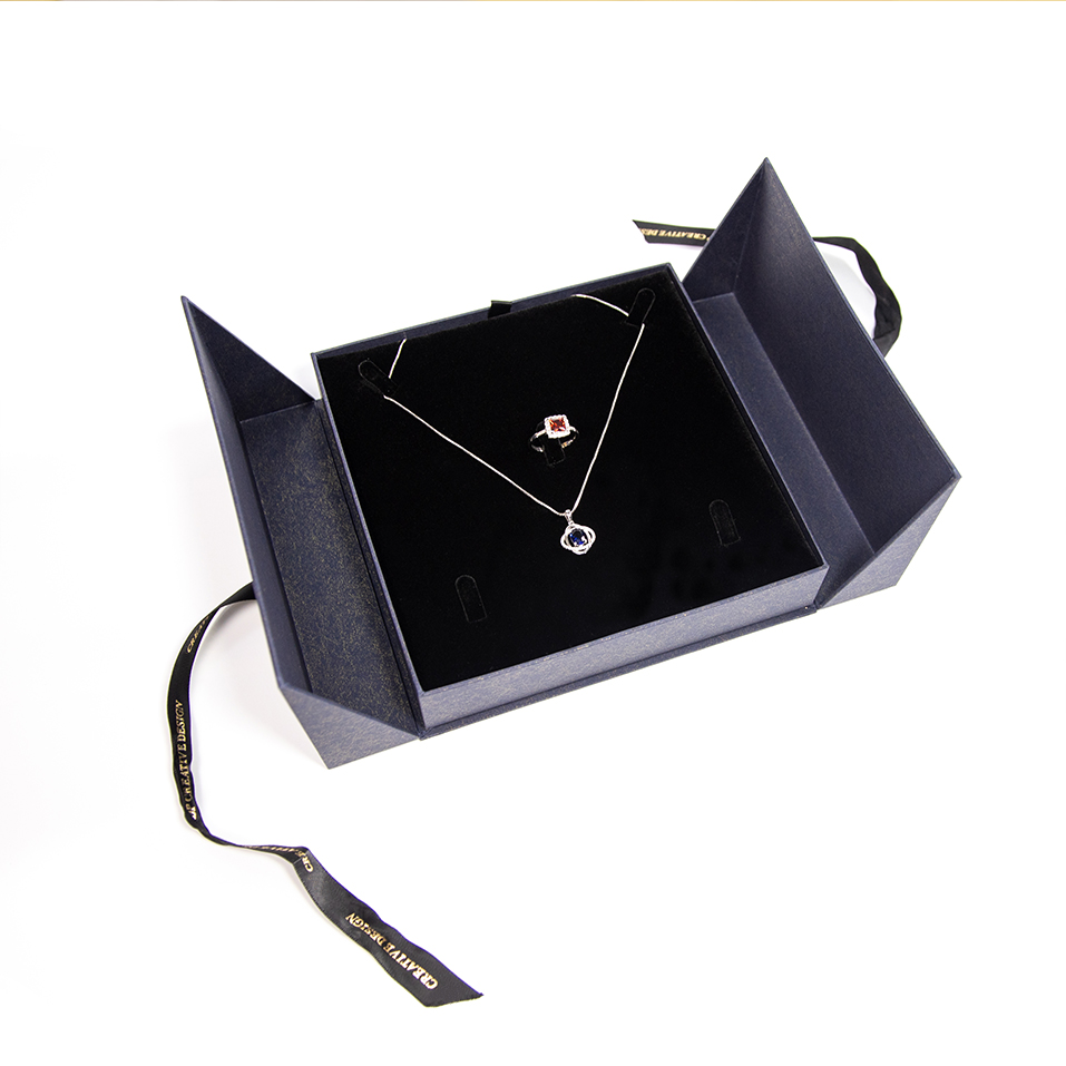 Jewellery set gift box necklace watch bracelet chain packaging
